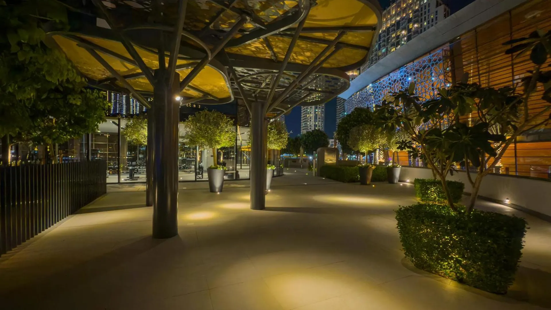 The View Of A Lifetime - Luxury Living With Full Burj Khalifa & Fountain Show - 1702 Dubai Apartment