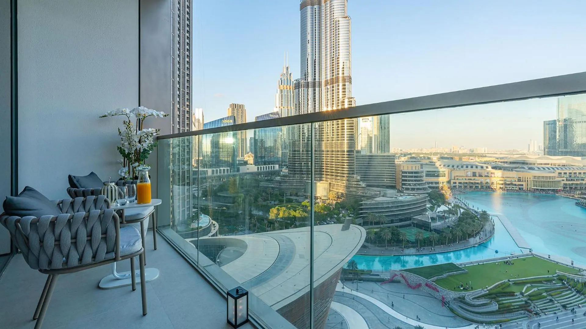 The View Of A Lifetime - Luxury Living With Full Burj Khalifa & Fountain Show - 1702 Dubai 0*,
